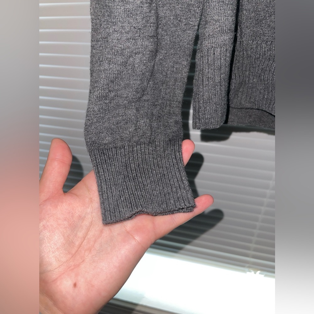 Cardigan - Picture 3 of 3
